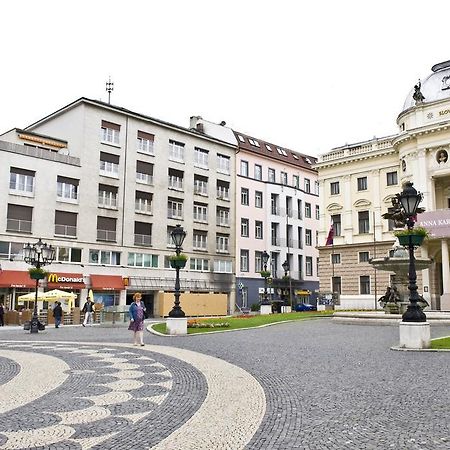 Apartman Old Centre - Rybarska Brana Μπρατισλάβα Εξωτερικό φωτογραφία